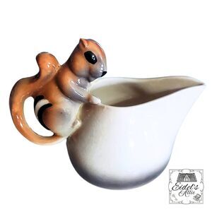 Vintage 1950s Squirrel Creamer – Woodland Figural Pitcher – Cottage Decor